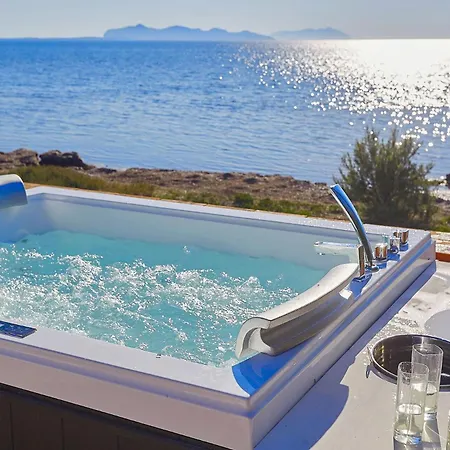 Villa Maraus By Posarellivillas