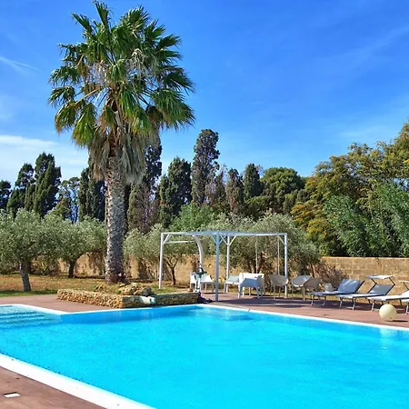 Villa Maraus By Posarellivillas